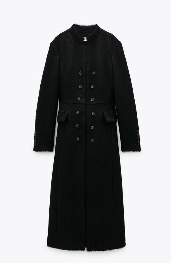 Μαύρο παλτό, Zara.